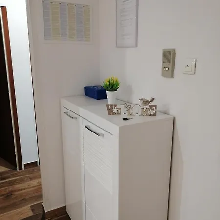 Apartment Apartman Faith